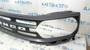 Решетка радиатора grill Ford Bronco Sport 21-26 с надписью BRONCO белой, тип 1, царапины, тычки
