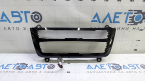 Рамка накладка управления радио и климатом BMW 3 F30 15-18 рест, черный глянец, с подсветкой, потертости