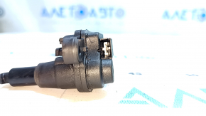 Замок лючка бензобака Audi A4 B9 17-20 без тросика