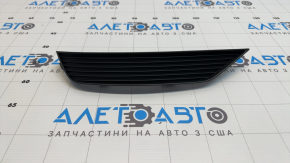 Заглушка заднего бампера правая Audi Q3 83A 19-23 верхняя, S-Line, структура