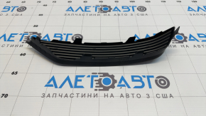 Заглушка заднего бампера правая Audi Q3 83A 19-23 верхняя, S-Line, структура
