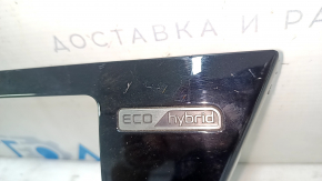 Накладка передней панели обрамление монитора Kia Niro 17-19 HEV черный глянец, царапины