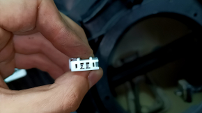 Дверь в сборе передняя левая Kia Niro 17-22 keyless, черный АВP, окрас 0.25-0.3, царапина