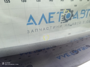 Лобовое стекло VW Jetta 19-21 песок, сколы