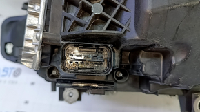 Фара передняя правая в сборе BMW 3 F30 16-18 LED, царапина, трещина на стекле