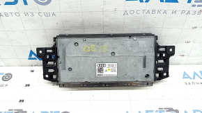 Монитор, дисплей, навигация Audi Q8 19-26 10.1" верхний