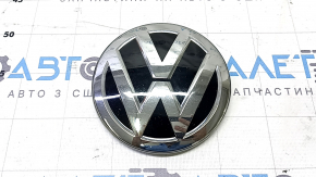 Эмблема решетки радиатора VW Jetta 19-21 под дистроник, песок