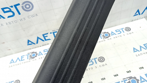 Накладка порога передняя правая Mazda CX-5 17-24 черн, царапины