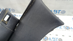 Накладка задней стойки нижняя левая Mazda CX-5 22-25 черная, царапины
