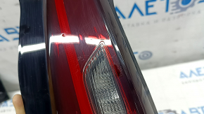 Фонарь внутренний дверь багажника правый Mazda CX-5 22-25 царапины