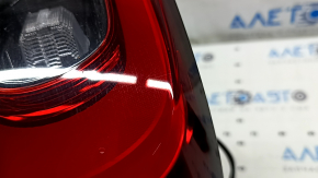 Фонарь внешний крыло левый Mazda CX-5 22-25 царапины