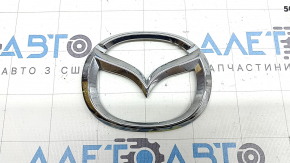 Эмблема значок двери багажника Mazda CX-5 17-25 трещина, царапины