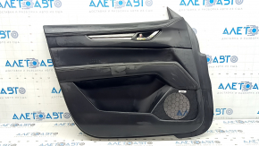 Обшивка двери карточка передняя левая Mazda CX-5 17-23 BOSE, с черной вставкой кожа, подлокотник кожа черный, молдинг под темное дерево, с ручкой, царапины, потертости
