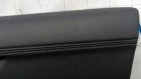 Обшивка двери карточка передняя правая Mazda CX-5 17-23 BOSE, с черной вставкой кожа, подлокотник кожа черный, молдинг под темное дерево, с ручкой, царапины, вмятина