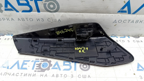 Накладка управления стеклоподъемником задним правым Volkswagen ID.4 21-22 глянец, черная, царапины, сломано крепление