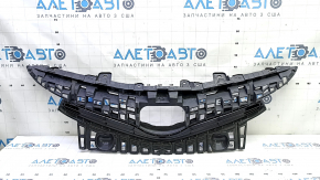 Решетка радиатора grill Toyota Prius V 15-17