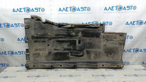 Защита днища правая Audi A6 C7 12-18 затерта, надрывы