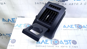 Дефлектор воздуховода торпеды правый в сборе с подстаканником Toyota Prius V 15-17 черный