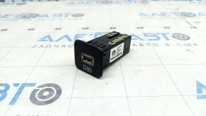 USB Hub центральной консоли Jeep Compass 22-26 задний
