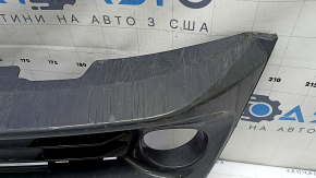 Нижняя решетка переднего бампера Toyota Prius V 15-17 под ПТФ, царапины, потерта, надломаны крепления, не заводские отверстия, вмятины