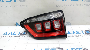 Lampă hayon interioară dreapta pentru Jeep Compass 17-24 cu halogen