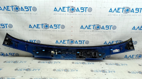 Накладка двери багажника Jeep Compass 22-26 под стеклом с черным молдингом, царапины
