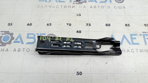 Кронштейн водительского ремня безопасности Volkswagen ID.4 21-26