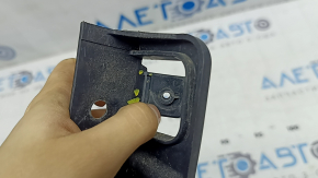 Крепление переднего бампера арки левое Mazda CX-5 22-25 надломано крепление