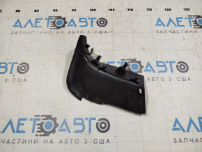 Накладка фонаря внешнего правая Audi A4 B9 17-19