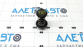 Отбойник капота правый Mercedes W167 GLE 350 450 20-26 на капоте, сломано крепление