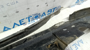 Губа переднего бампера Jeep Compass 22-26 структура, надрывы, царапины, трещины, потерта