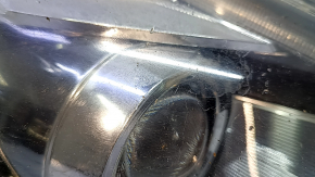 Фара передняя правая Toyota Prius V 15-17 рест LED, повреждения водой, повреждено хром обрамление