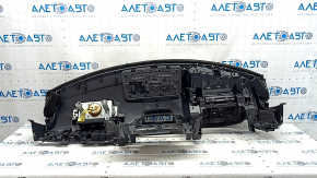 Торпедо передняя панель с AIRBAG Mazda CX-5 17-24 черная, с дефлектором, ржавый пиропатрон, потертости, под чистку
