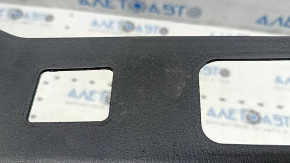 Обшивка двери багажника нижняя Mazda CX-5 17-24 черная, царапины, потерта
