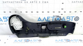 Накладка боковая водительского сидения левая Toyota Prius V 15-17 черная, под электро