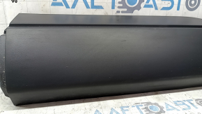 Накладка двери нижняя задняя левая Honda CRV 23-26 структура с уплотнителем, песок, сломаны крепления