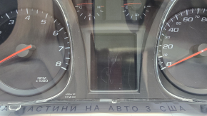 Щиток приборов Chevrolet Equinox 10-15 дорест 97к, царапины, не корректно показывает температуру