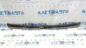 Накладка заднего бампера верхняя Mercedes W167 GLE 350 450 20-26 хром, царапины, вздулся хром, тычка