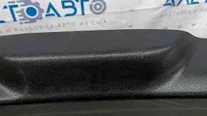 Обшивка двери багажника нижняя Mercedes W167 GLE 350 450 20-26 черная, верхняя часть, царапины, потерта, вмятины, побелел пластик