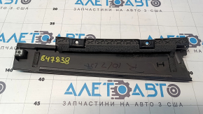 Накладка двери боковая задняя правая Chevrolet Volt 16- структура, царапины