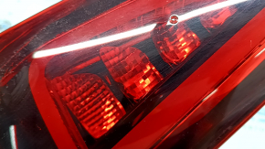 Фонарь внутренний дверь багажника правый Mercedes W167 GLE 350 450 20-23 царапины, в клее, повреждение водой, нерабочий