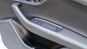 Panou ușă spate dreapta negru pentru Audi Q7 16-19, inserție din piele neagră, cotieră din piele neagră, cu comandă pentru ridicarea geamului