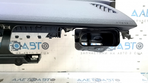 Торпедо передняя панель с AIRBAG Audi Q7 16-19 без проекции, кожа черная, сломано крепление накладки