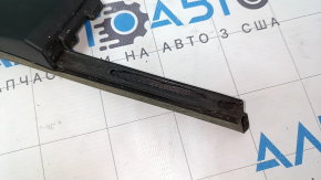 Ornamente aripă spate dreapta Honda CRV 23-25 pe ușă, structură, zgârieturi, elemente de fixare rupte la garnitură