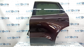 Дверь в сборе задняя левая Ford Escape MK4 20-26 тонировка, красный L8, вмятина, царапины на накладке