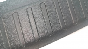 Накладка проема багажника Honda CRV 23-26 HEV черная, царапины