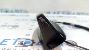 Antena Honda CRV 23-25 fin este uzată.