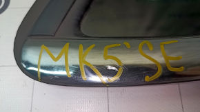 Форточка глухое стекло задняя правая Ford Fusion mk5 13-20 один хром, царапины на хроме