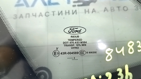 Форточка глухое стекло задняя левая Ford Escape MK4 20-26 тонировка, хром, царапины