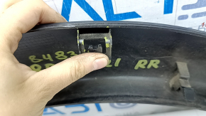 Ornament aripă spate dreapta pentru Nissan Rogue 21-24, fabricat în SUA, structură, zgârieturi, urme de lovire, elemente de fixare rupte, crăpături în elementele de fixare